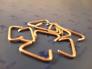 10 agrafes fixation garnitures siège Peugeot 203 403 104 204 304 404 504 604 505 - Picture 1 of 1