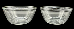 Juego de 2 cuencos de vidrio transparente estampados 17 y 19 hechos en Francia 5,75" diámetro 3" alto - Imagen 1 de 9
