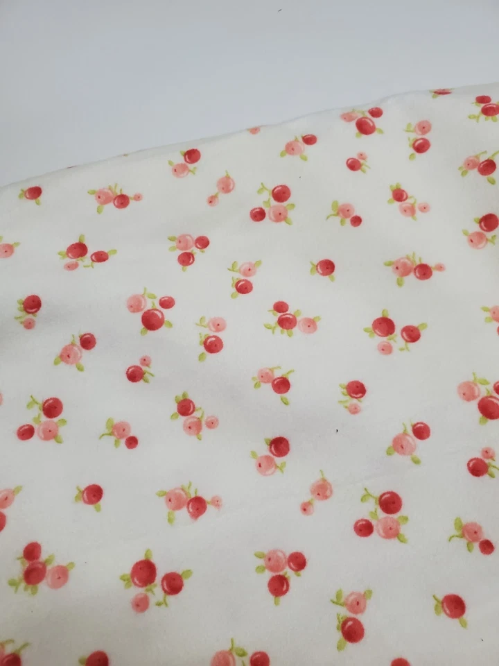 Bonnie & Camille Fabric Ruby Moda Flannel Retro Floral Sew Quilt OOP FAT QUARTER - Image 1 of 1