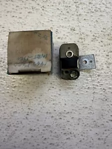 NOS OEM FORD 69-73 MUSTANG INSTRUMENT PANEL GAUGE VOLTAGE REGULATOR - Picture 1 of 5