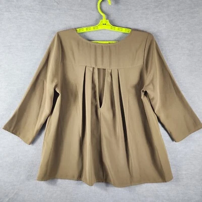 Blusa Everly Mujer Suelta M Verde Oliva Recorte Espalda Con Pliegues Elastizada Suelta Foto 1 de 4