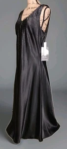 NWT Amanda Smith - Stunning Sleeveless Beaded Black Satin Dress  Women's Size 16 - Picture 1 of 4