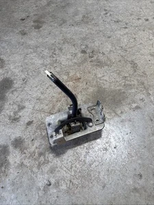 Jeep Cherokee XJ 97-01 Automatic Shifter Assembly OEM (BLK00) - Picture 1 of 4