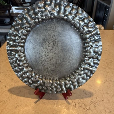 Jan Barboglio Placa Cargador Metal Hierro Rústico Pesado Martillado con Pájaro 14” Foto 1 de 4