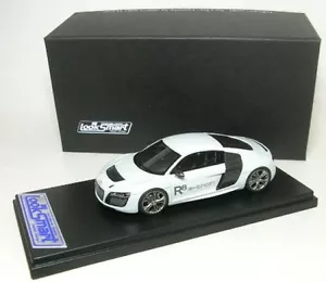 Audi R8 E-Tron (Glacier White) - Picture 1 of 1