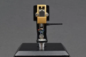 **without stylus** Technics EPC-270C-II MM Cartridge with SH-98 Headshell - Picture 1 of 6