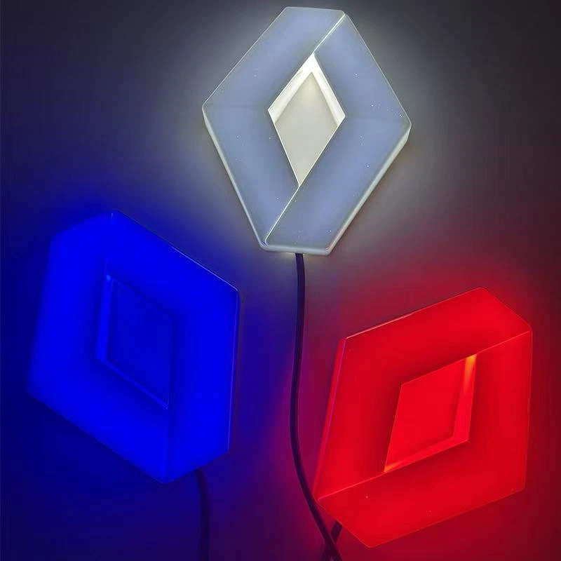 NUOVO per Renault auto 4D LED emblema distintivo posteriore luce emblema lampada di coda decorazione - Immagine 1 di 3