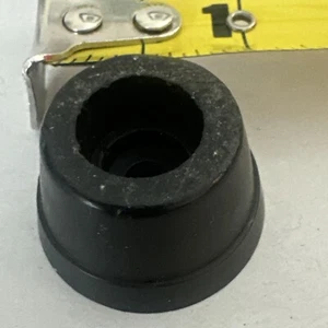 Yamaha HY-10G III Guitar Amplifier - Replacement Foot Pad - Picture 1 of 3