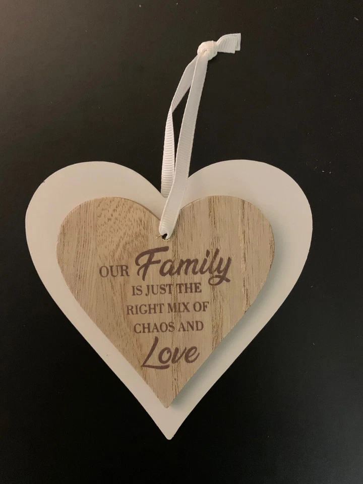 Letrero colgante corazón doble madera mezcla de amor y caos Our Family Is Right regalo Foto 1 de 1