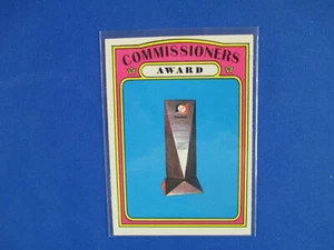1972 Topps Baseball Hi # 621 Commissioner Awards EX-MT, NMT - Picture 1 of 2