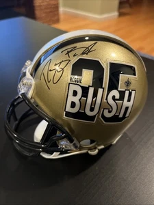 Signed Reggie Bush #25 New Orleans Saints Mini Helmet USC Trojans Heisman Trophy - Picture 1 of 6