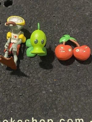 Lote de 3 figuras de acción Plants Vs Zombies Jazwares 2012 Foto 1 de 4
