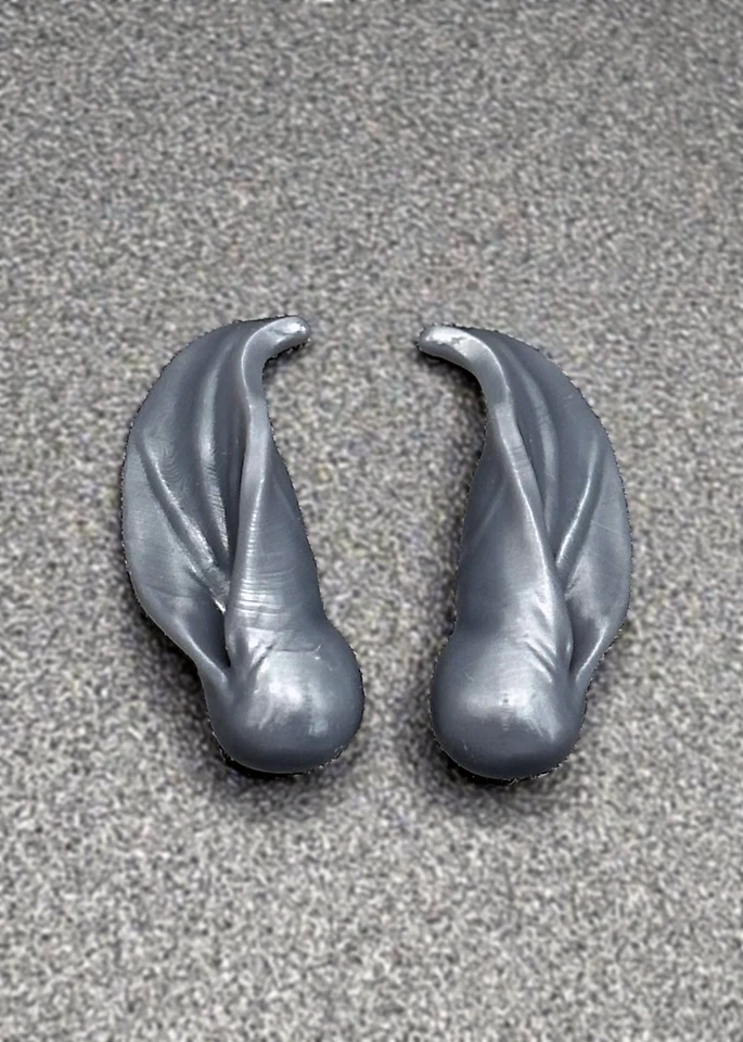 Orejas de caballo modelo MARWARI tradicional impresas en 3D para personalizar Foto 1 de 4