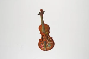 1880s Violin-Shaped Victorian Die-Cut Advertising Card - Bild 1 von 2