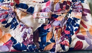 KOI By Kathy Peterson, Scrub Top, Sz XLG, Multi Design (Preowned) - Picture 1 of 9