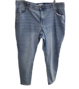 AVA & VIV Light Blue Denim Jeans Woman Size 20W Mid Rise Skinny Stretch Brand - Picture 1 of 4