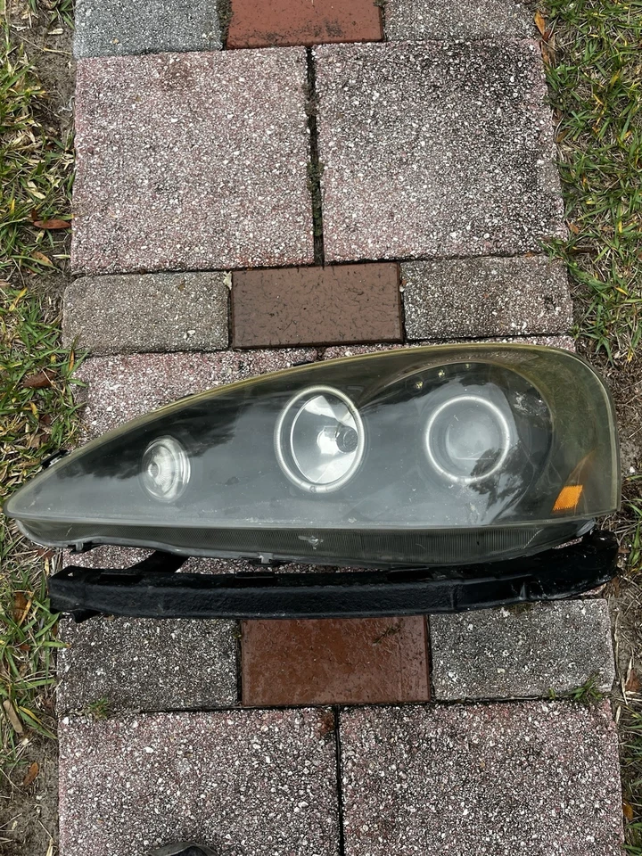 Farol lateral esquerdo do motorista Acura RSX 2005 2006 05 06 - Imagem 1 de 4