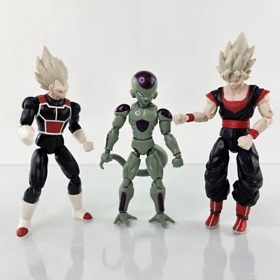 Dragon Ball Super Saiyan VEGETA GOKU FRIEZA FORMA FINAL GameStop Exclusivo Bandai Foto 1 de 4