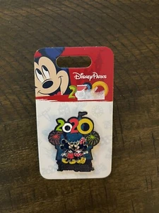 2020 Disney Parks Disneyland Resort Mickey and Minnie Fireworks & Castle Pin New - Picture 1 of 2