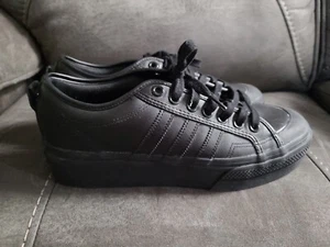 Adidas Damen Nizza Plateau Schuhe Sneaker Größe 11 Schwarz Freizeit - Bild 1 von 9