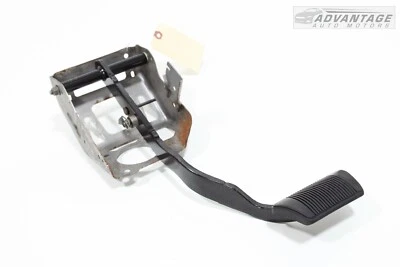 Dodge Charger 2015-2023 lado izquierdo piso freno freno pedal con pastilla y soporte OEM Foto 1 de 4