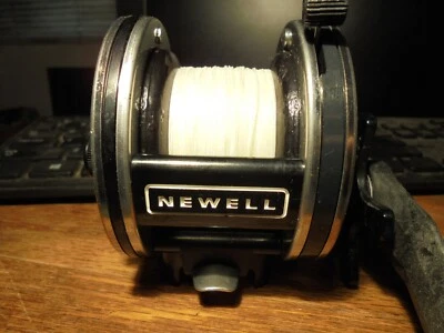 CARRETE 322-5 GRAFITO NEWELL ESTRECHO SIN LETRAS LIMPIO AÑOS 90 SS 5:1 ENGRANAJES DE ALTA VELOCIDAD Foto 1 de 4