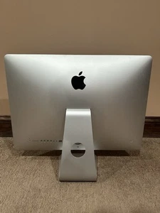 iMac (21.5-inch, 2017) i5, 8GB Ram, 256GB SSD - Afbeelding 1 van 2