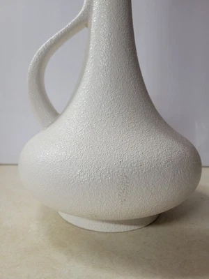 Vintage MCM Royal Haeger USA #408 Vase Ewer White Textured Finish 19x8 AS IS - Image 1 of 4