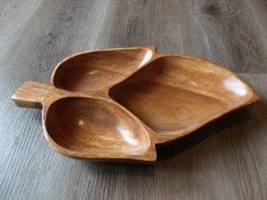 COLLECTIBLE KAHANA WOODS MONKEY POD WOOD DIVIDED DISH 13 1/2 INCH LONG - Picture 1 of 2