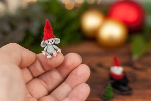 Handmade Miniature Crochet Mouse with Red Hat – Tiny Christmas animal Figurine - Picture 1 of 9