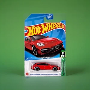 Hot Wheels Porsche Panamera Turbo S E-Hybrid Sport Turismo HW Green Speed 2/10 - Picture 1 of 1