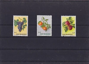 SAN MARINO MOUNTED MINT OR USED STAMPS ON STOCK CARD REF R940 - Picture 1 of 1