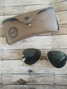 RAY BAN  AVIATOR SUNGLASSE IMPACT RESISTANT WITH CASE  - Picture 1 of 5