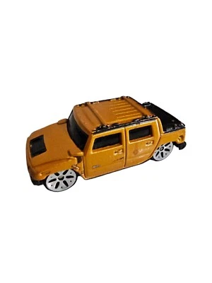 Maisto 2001 Hummer H2 Concept 1/64 Gold - Image 1 of 4