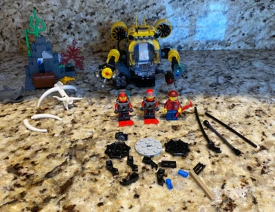 Lego City Deep Sea Explorers # 60092 Deep Sea Submarine 2015 Incomplete - Image 1 of 4