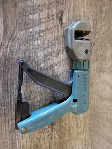 AMP 91230-1-A HAND CRIMPING TOOL - Imagen 1 de 7