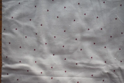 TINY BURGUNDY HEARTS ON TAN  100%  COTTON FABRIC  20X32 + INCH REMNANT  VINTAGE - Image 1 of 2