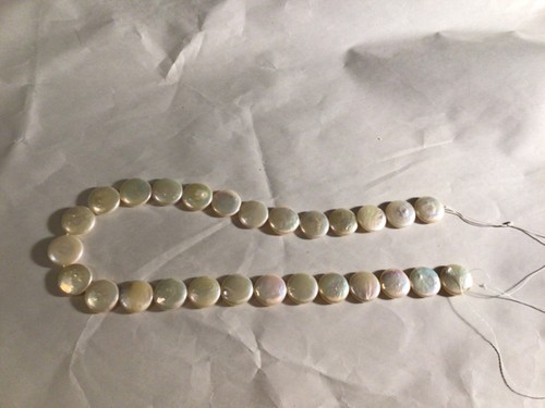 OFF WHITE Collana con filo di perle coltivate bianco sporco senza chiusura 13 5” ……