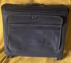 Mosaic Travel Gear Luggage 24x44x10 Black Exp Upright Wheeled Garment Suitcase - Picture 1 of 9