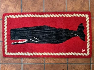Laura Megroz Wollteppich mit Haken Maritim Wal 2'x4' Chandler 4 Ecken Strandhaus - Bild 1 von 8