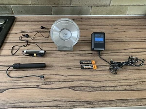 Walkman CD Sony D-NE1 atrac3 plus , avec accesoires , bel état , fonctionnel . - Imagen 1 de 15