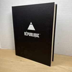 REPUBLIQUE By Camouflaj Kickstarter Reward Game Package, Rare, Sealed - Bild 1 von 14