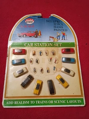 Model Power N Scale  1330 Car Station Set 10 Car + 12 Figures Train - Image 1 of 4