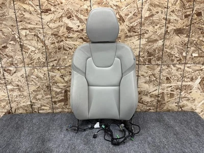 VOLVO S60 2023-2024 COJÍN ASIENTO SUPERIOR DELANTERO DERECHO Y REPOSACABEZAS CON MÓDULO OEM Foto 1 de 4