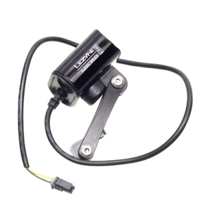 Lezyne E-Bike Headlight with short connector, "REV FORK MOUNT" - Picture 1 of 6