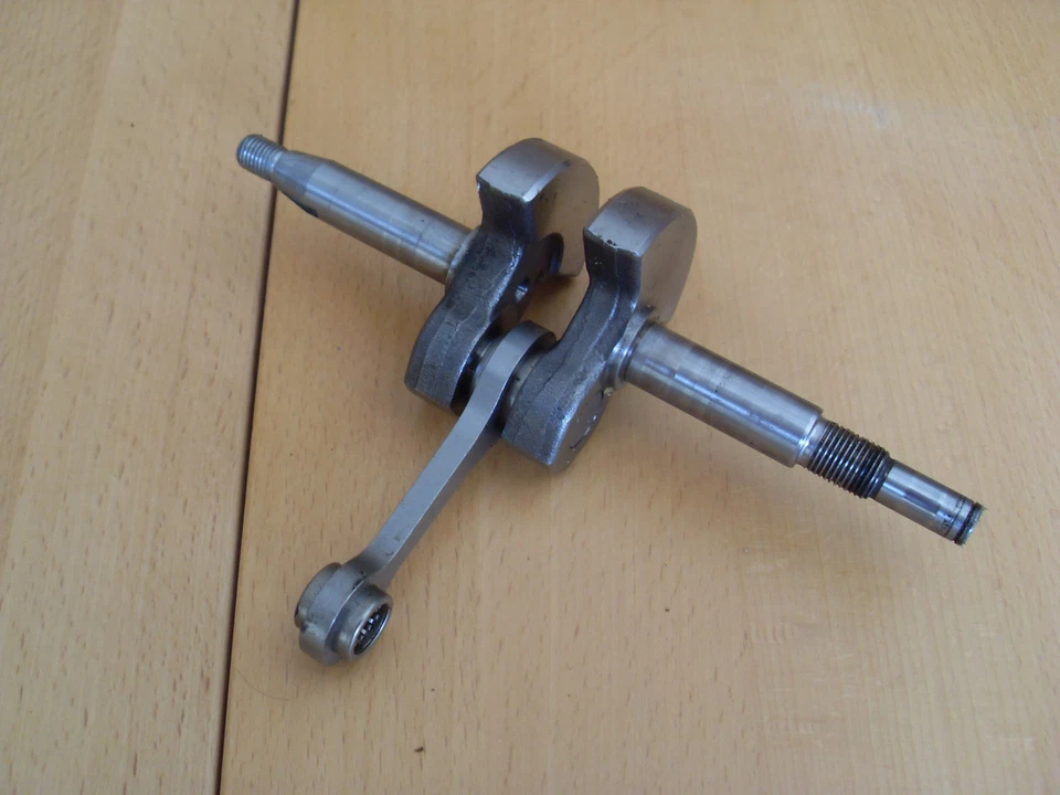 Crankshaft dolmar Ps 2, 3, 34, 36, 41, 45 (036120310) - Image 1 of 1