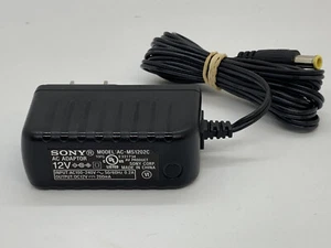 Sony AC-MS1202C adattatore CA ORIGINALE PRODUTTORE DI APPARECCHIATURE ORIGINALI MDR-RF985RK WH-RF400 988521608 - Foto 1 di 4