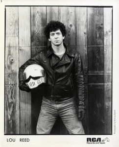LOU REED en RCA (aprox. Años 80) Juego de 4 fotos publicitarias de sellos discográficos - Imagen 1 de 4