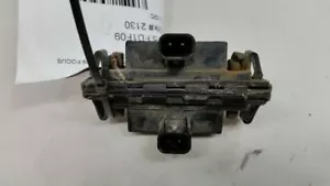 2009 Ford Focus License Plate Light Lamp 2008 2010 2011 - Picture 1 of 3
