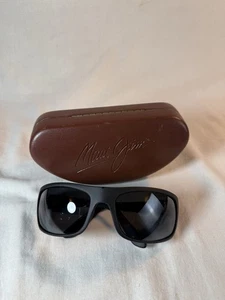 Maui Jim Peahi Polarized Sunglasses MADE IN ITALY SCUFFS ON RIGHT LENSE ZZ - Picture 1 of 18